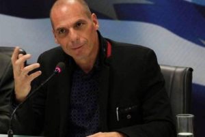 Δημοψήφισμα – Διάψευση Βαρουφάκη για τα περί capital controls