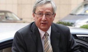 Νέες ωμές απειλές και εκβιασμοί Γιούνκερ: Αν ψηφίσετε «ΟΧΙ»…