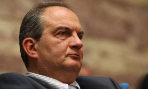 Υπέρ της υπερψήφισης της συμφωνίας ο Καραμανλής!
