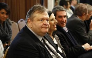 Δίκη Παπακωνσταντίνου: Όχι στην κατάσχεση του υπολογιστή της γραμματέως του Βενιζέλου