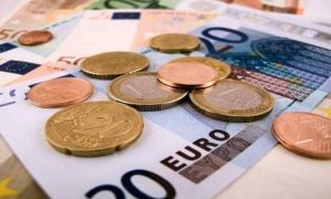 Ποιοι δικαιούνται δωρεάν ρεύμα, επιδότηση ενοικίου και κάρτα σίτισης