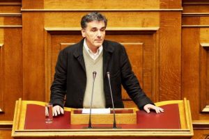 Ποδοσφαιρομάνα η Μέρκελ σύμφωνα με τον Τσακαλώτο (video)