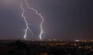 Με βροχές, καταιγίδες και χιόνια στα ορεινά ξεκινάει η Μεγάλη Εβδομάδα