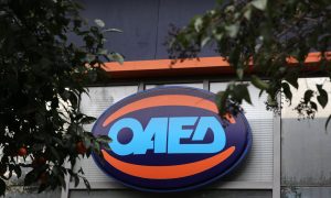 Κορονοϊός – ΟΑΕΔ: Υποχρεωτική ηλεκτρονική υποβολή αιτήσεων για παροχές και βεβαιώσεις