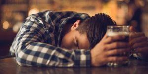 Αυτό είναι το πραγματικό Hangover: Δεν θα πιστεύετε τι έκανε μετά από μεθύσι! (photos)
