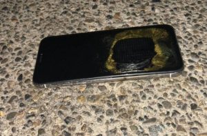 iPhone εξερράγη μόλις έκανε το update το iOS 12