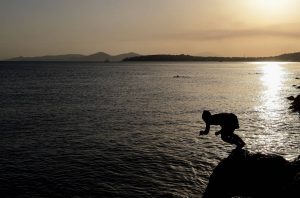 Υποχωρεί ο καύσωνας στην Ευρώπη αλλά αφήνει πίσω του προβλήματα (video)