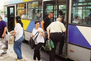 Capital controls: Δωρεάν οι μετακινήσεις με τις αστικές συγκοινωνίες στην Αθήνα