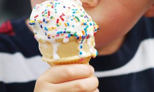 Συνταγή για παγωτό βανίλια – ‘Ετοιμο  σε 5 λεπτά (vid)