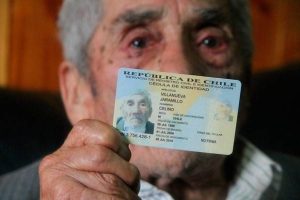 Πέθανε ο γηραιότερος άνθρωπος στον κόσμο – Δεν φαντάζεστε την ηλικία του! (photos)