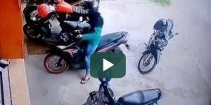 Πόσο δύσκολο είναι να ξεπαρκάρει κανείς ένα σκούτερ
