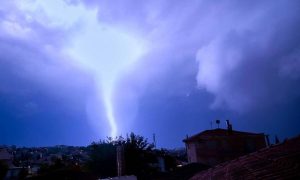 Κακοκαιρία «εξπρές» την Τρίτη – Η πρόγνωση Αρναούτογλου