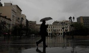 Καιρός:  Η «ψυχρή λίμνη» πάνω απ’ την Ελλάδα! Προσοχή μέχρι το βράδυ…