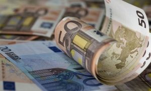 Ενημέρωση επιχειρήσεων για μείωση συντελεστή προκαταβολής φόρου