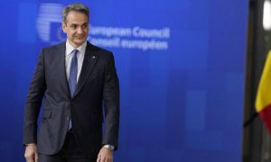 Παρέμβαση Μητσοτάκη για να κλείσει άμεσα το πλαφόν