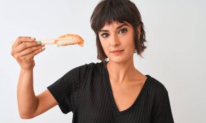 Καρκίνος μαστού: Οι τροφές που βάζουν φρένο στην εξάπλωσή του (εικόνες)