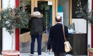 Lockdown: Πότε ανοίγουν τα καταστήματα – Η ημερομηνία «ορόσημο»