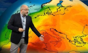 Αρναούτογλου: Ακραίο ατμοσφαιρικό μποτιλιάρισμα και «Θόλος Ζέστης» προκαλούν τον πολυήμερο καύσωνα