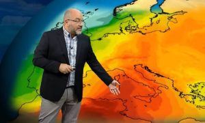 Καύσωνας: «Δυστυχώς, δεν μας εγκαταλείπει εύκολα»! Νέα προειδοποίηση Αρναούτογλου…