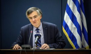 Τρομερό! Ο Σωτήρης Τσιόδρας έγινε… καρτούν και εξηγεί τον κορονοϊό στα παιδιά (videos)