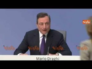 Διαδηλώτρια επιτέθηκε στον Μάριο Ντράγκι