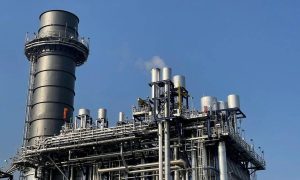 Τιμή πετρελαίου: Μείωση μέσω φόρου 33% στα κέρδη των διυλιστηρίων