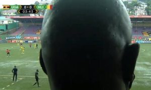 Κλάμα! Αυτά γίνονται μόνο σε ποδοσφαιρικό αγώνα στην Ουγκάντα