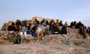 Διαδημοτικές μετακινήσεις: Τι αλλάζει από τη Δευτέρα, τι θα συμβεί με το SMS στο 13033
