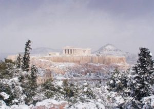 Καιρός: Μικρή ανάπαυλα στην χιονοκαιρία και… χιονιάς Αττικής από τη Δευτέρα