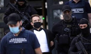 Δολοφόνος Καρολάιν: Πρώτη εικόνα απ’ το κελί του συζυγοκτόνου και η φωτό απ’ τον προαυλισμό…