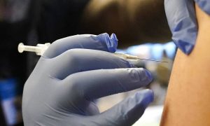 Ευλογιά των πιθήκων: Ποιοι θα εμβολιαστούν στην Ελλάδα; Οι αποφάσεις της Επιτροπής Εμβολιασμών