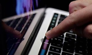 Με αυτό το email του έκλεψαν 6.500 ευρώ από την τράπεζα