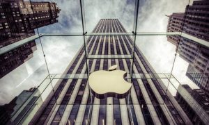 Έχεις παλιό iPhone; Tοτε είσαι πολύ πλούσιος και δεν το ξέρεις – Δες γιατί