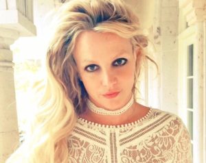 Ανατριχιαστικό βίντεο: Η στιγμή που Britney Spears σπάει το πόδι της