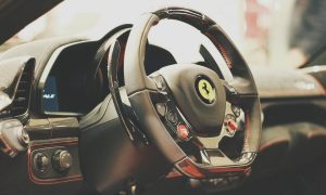 Τρομερό βίντεο: Ferrari «απογειώνεται» στα 372 χλμ./ώρα σε αυτοκινητόδρομο