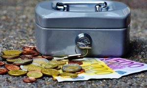 Έκτακτο επίδομα 1.000 ευρώ σε χιλιάδες δικαιούχους – Πώς θα το λάβετε