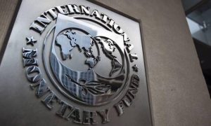 ΔΝΤ: «Όχι» στο Grexit – Απαιτούνται αλλαγές στο ασφαλιστικό