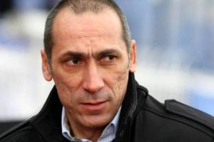 Εντυσε… Αραβα τον πατέρα του ο Δώνης (photo)