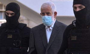 Στο νοσοκομείο ο Πέτρος Φιλιππίδης με ελαφρύ εγκεφαλικό