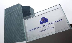 Η ΕΚΤ σταματά τη ρευστότητα των ελληνικών τραπεζών