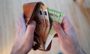 Επιστρεπτέα προκαταβολή: Προς νέα παράταση η αποπληρωμή ενισχύσεων