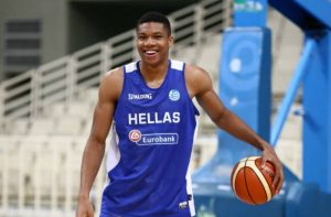 Αυτό είναι το αυτοκίνητο του Γιάννη Αντετοκούνμπο και θα πάθετε πλάκα