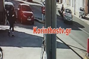 Οδηγός μηχανής έπεσε θύμα τροχαίου (video)