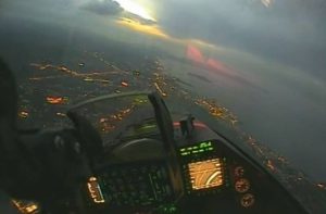 Η Κρήτη το βράδυ μέσα από ένα F 16 (video)