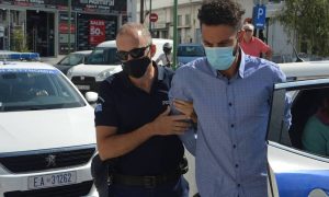 Δολοφονία Γαρυφαλλιάς: Προκλητικός ο 30χρονος στην απολογία του…