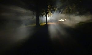 Μυστήριο: Βγήκαν από τα σπίτια τους οι κάτοικοι – Τι παράξενο είδαν στον ουρανό