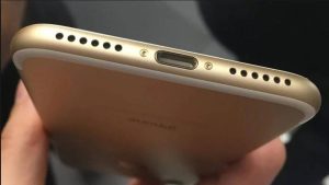 Πόσο κοστίζει η ολονύχτια φόρτιση του smartphone σας;