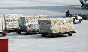 Περιμένεις δέμα από κούριερ; Το… 2021 τα σπουδαία! Τεράστιες οι καθυστερήσεις