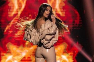 «Φωτιά» η Ελένη Φουρέιρα σε show στην Ισλανδία (videos)