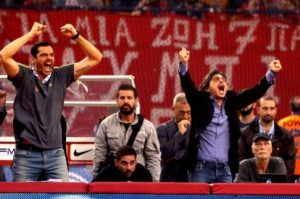 Ετσι πανηγύρισε ο Δημήτρης Γιαννακόπουλος τη νίκη στο ΣΕΦ (photos)